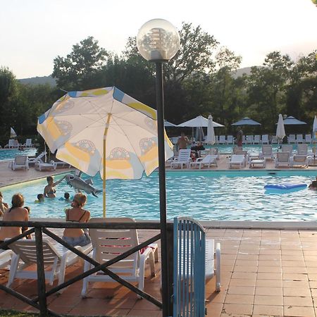 Camping Village La Chiocciola Capannole Exterior foto